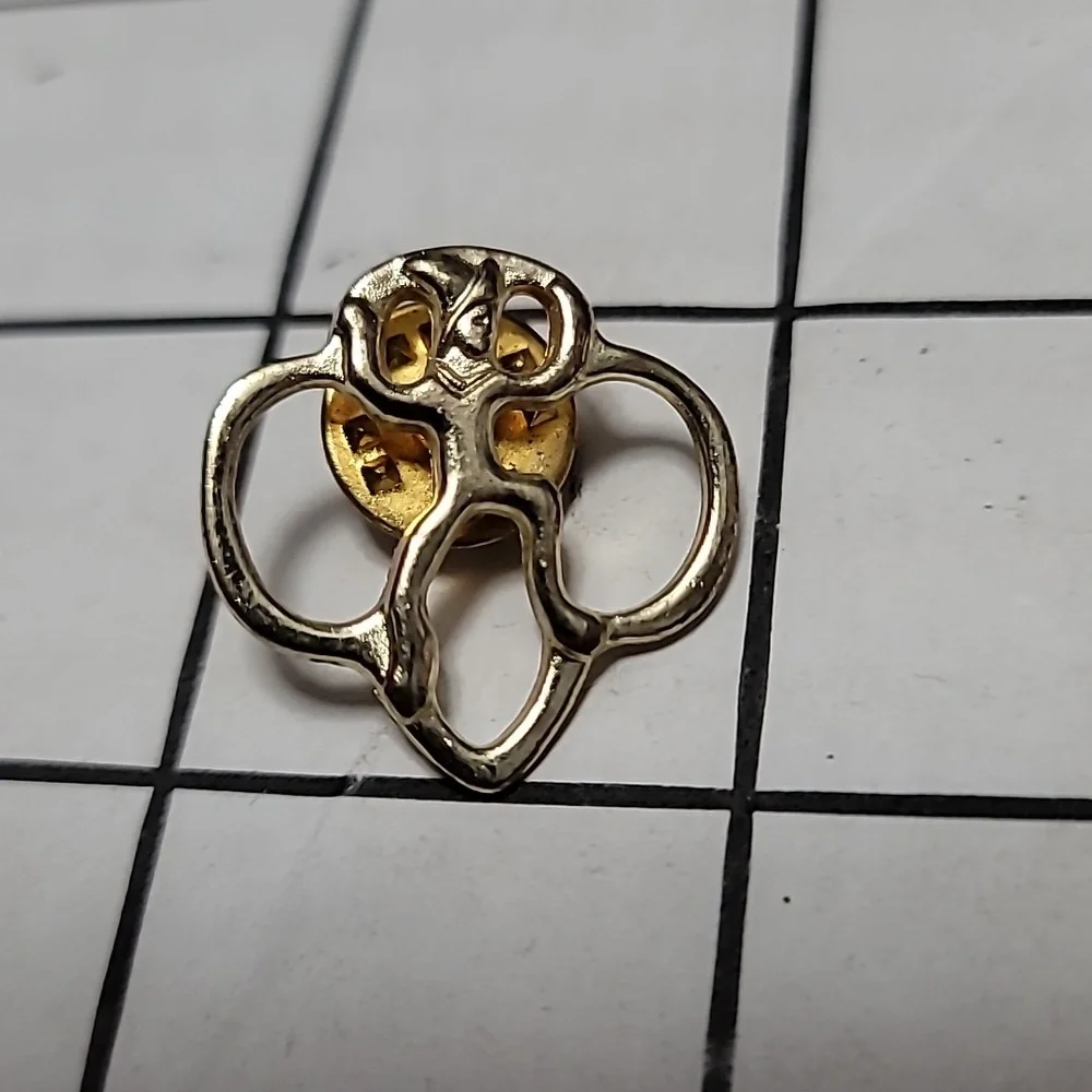 Girl Scouts Pin -‎ Vintage